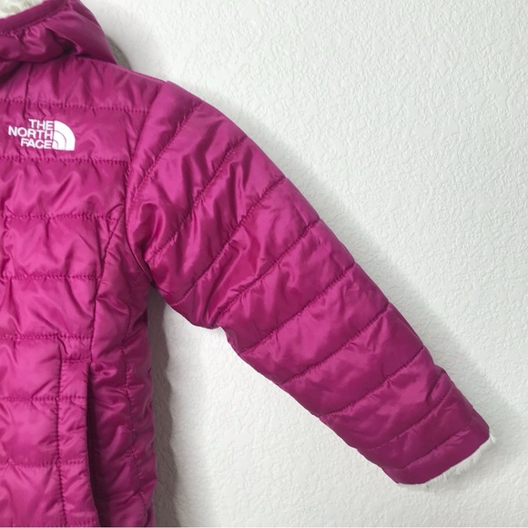 THE NORTH FACE Mossbud Swirl Reversible Hooded Puffer Jacket Dark Pink - Picture 5 of 15